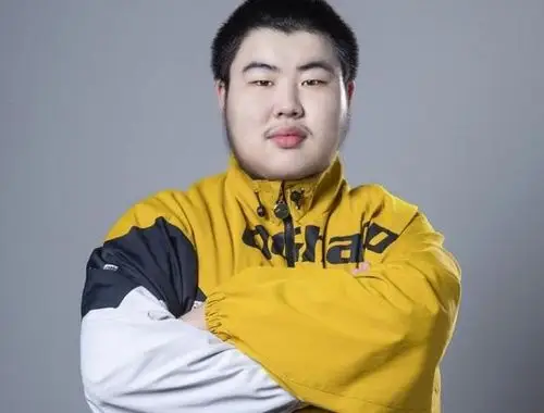 qg小胖节奏飞起作息影响训练赛成绩说问题可以带节奏不行