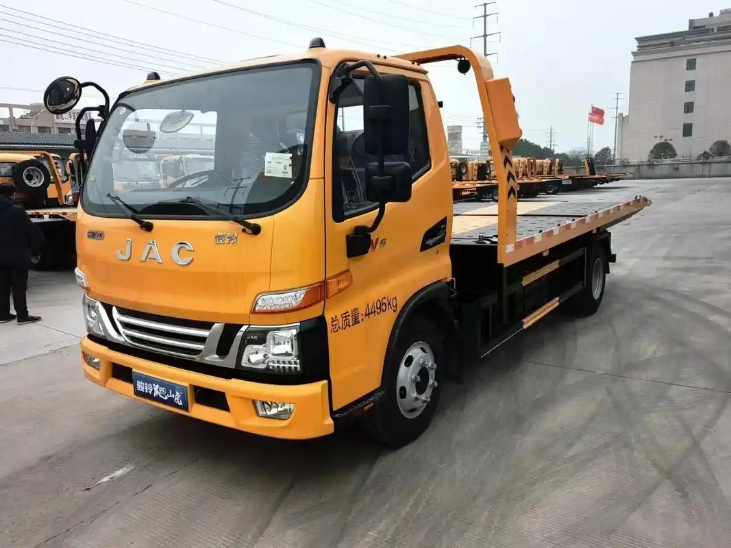 福田奥铃平板拖车多少钱一台点击头像联系我们清障车配备自动化回