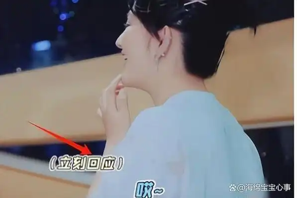 张杰谢娜带三女儿玩迪士尼十指紧扣如热恋情侣3个保姆很抢镜