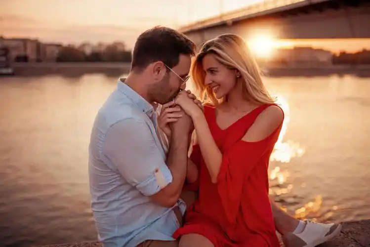 可爱的幸福夫妻