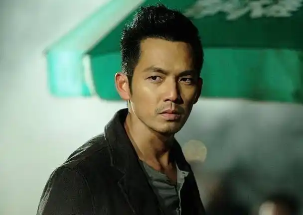 年轻时的钟汉良(光芒万丈的小太阳)(1)