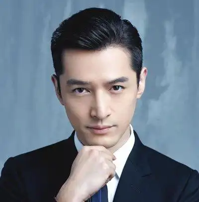 合适40岁男士梳的短发发型任一款都帅到爆