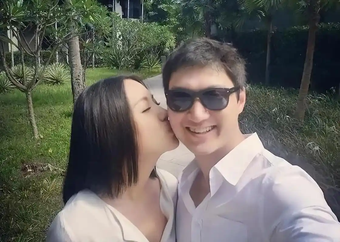 随着交流的深入,张梓琳越发觉得聂磊是个可靠的人.