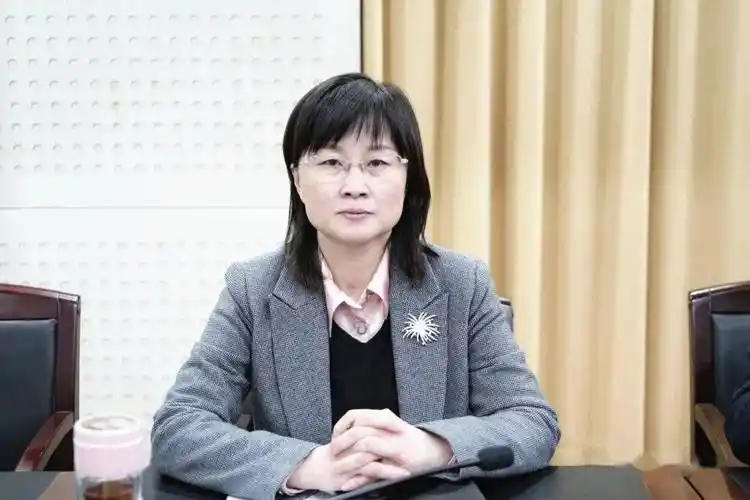 新闻播报茌平区两代表一委员换届工作推进会议召开