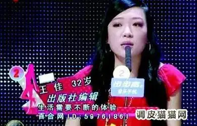 最近很火的韩国歌曲男生唱的 最近很流行的一首韩国