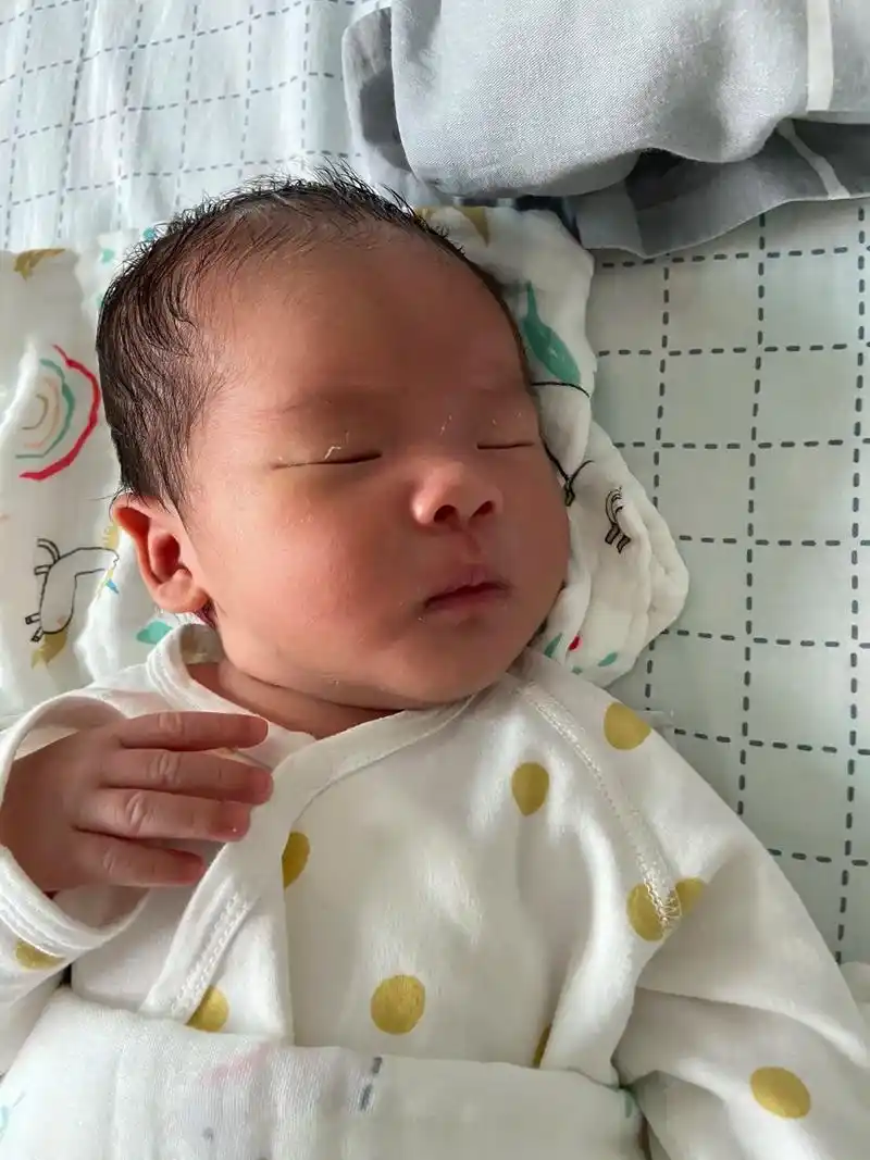 出生15天的兔宝宝.自从出生之后每天睡眠都很浅,可能这就是当 - 抖音