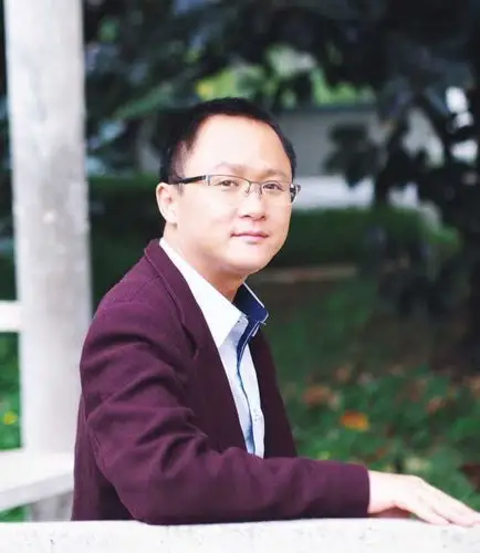 4号:高一(3)班主任 黎夏明老师陈永贤老师,善于以唯有读书多壮志,敢教