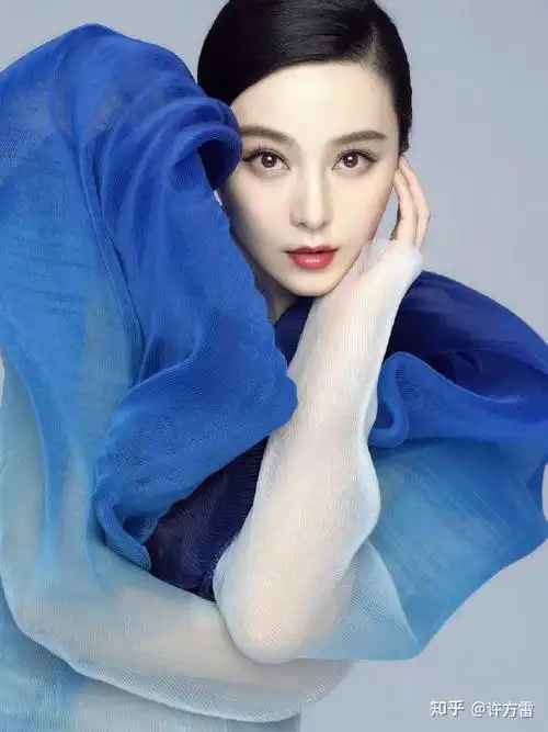 范冰冰风韵礼服