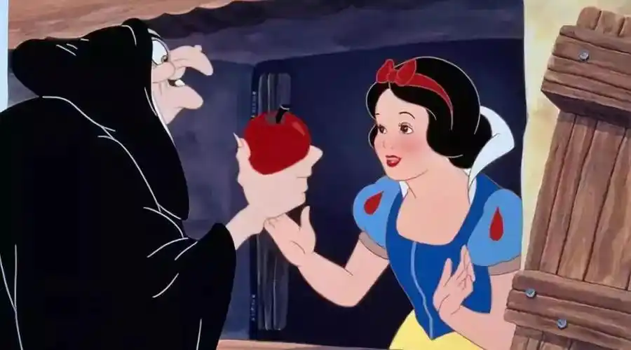 白雪公主为什么不反问巫婆苹果哪儿来的?我为什么非得听你的话乖乖吃