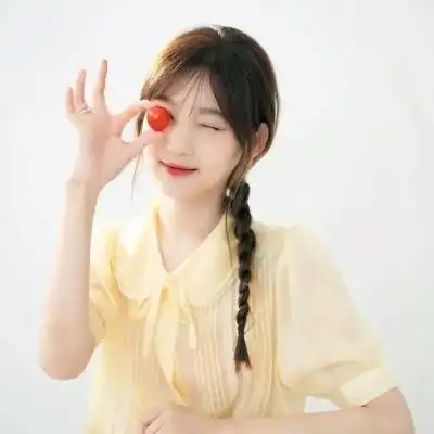 女生干净简约简单的头像图片_女生头像_头像屋