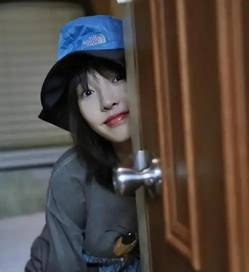 白百何回娘家晒视频素颜出镜婚后生活幸福