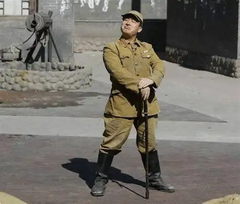 日本"大佐"相当于我军哪个军衔?可以指挥多少人?