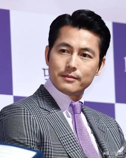 身高超180韩国男星大赏孔刘(韩国7位不老男神)(16)