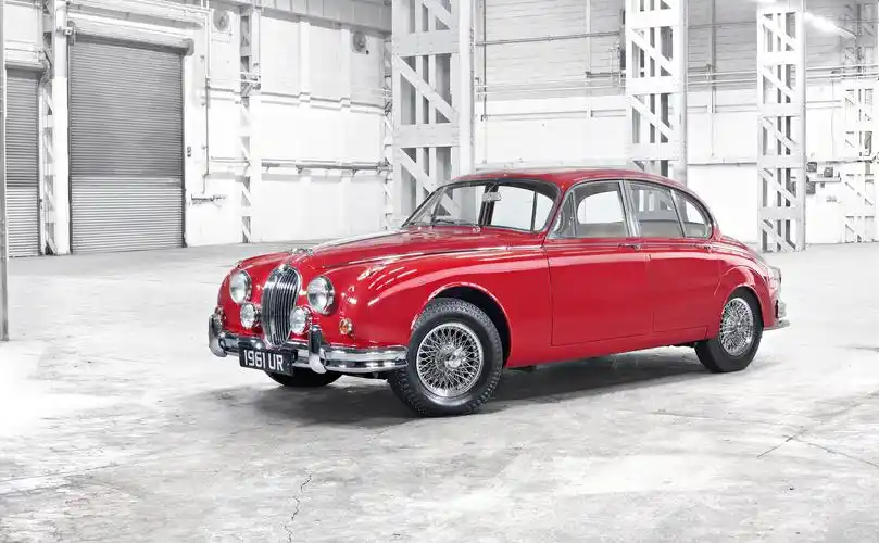 高清晰红色捷豹mk2-1961复古车