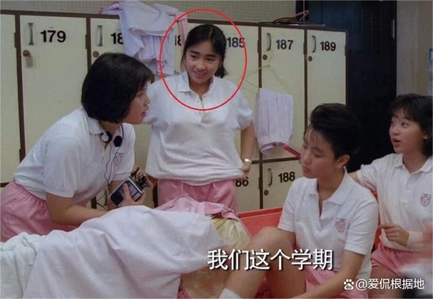 回顾黎姿:嫁给大15岁的丈夫,生下三个女儿,直言:生活很幸福!