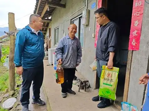 高小松强调,要严格落实推动实施《雅安市"十四五"残疾人保障和发展