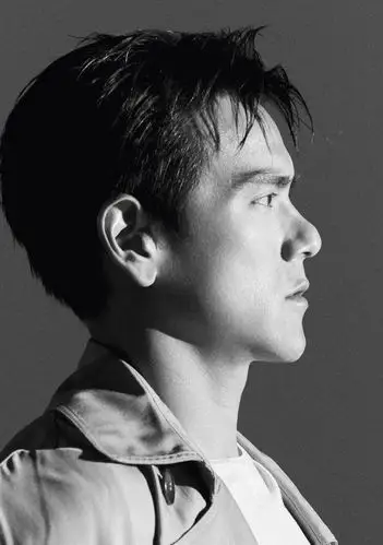 彭于晏魅力型男时尚杂志封面大片