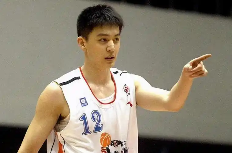 中国男篮最帅球员杨鸣 第1页