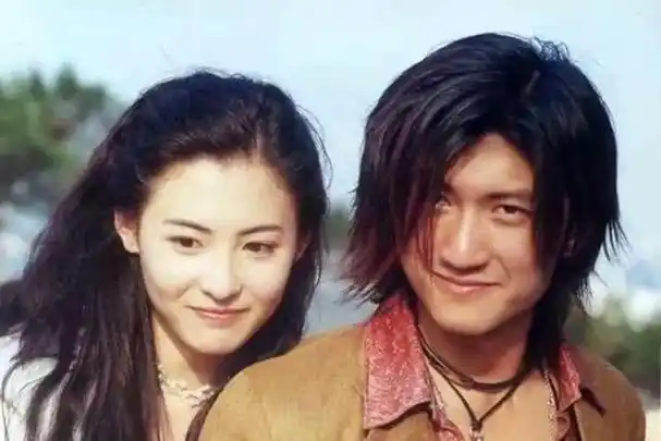 谢霆锋张柏芝爱恨交织的婚姻爱情的纠葛与放手的抉择