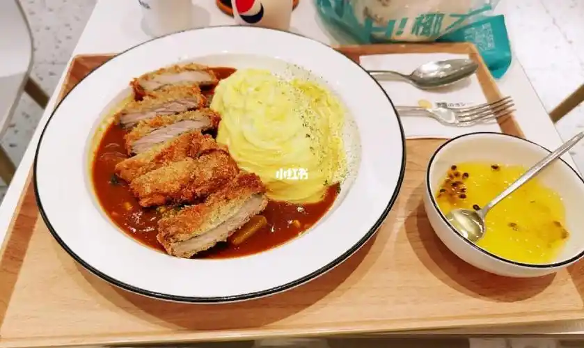 池奈日式咖喱蛋包饭73