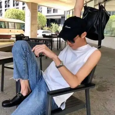 2021独一无二的微信头像男生霸气冷酷 来不及遇见只能慢慢想念