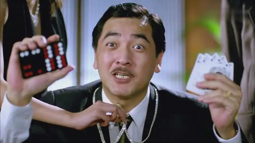 赌圣星爷被赌王洪爷约见想要吓住对方没能成功结果洪爷秀了