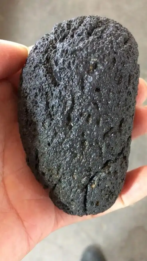 世界上顶级陨石,黑金刚陨石钻石,及其的少见,数量极少,有收藏的联络