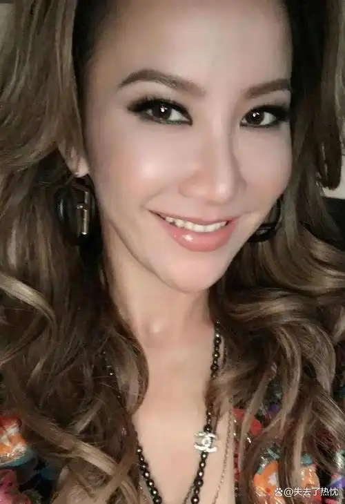 突发!48岁歌坛天后李玟去世,曾与病魔斗争多年,粉丝难以置信