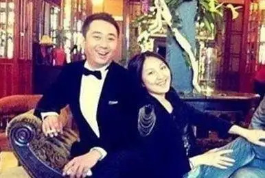 王自健老婆黄雅静个人资料照片王自健暴瘦抑郁症离婚原因