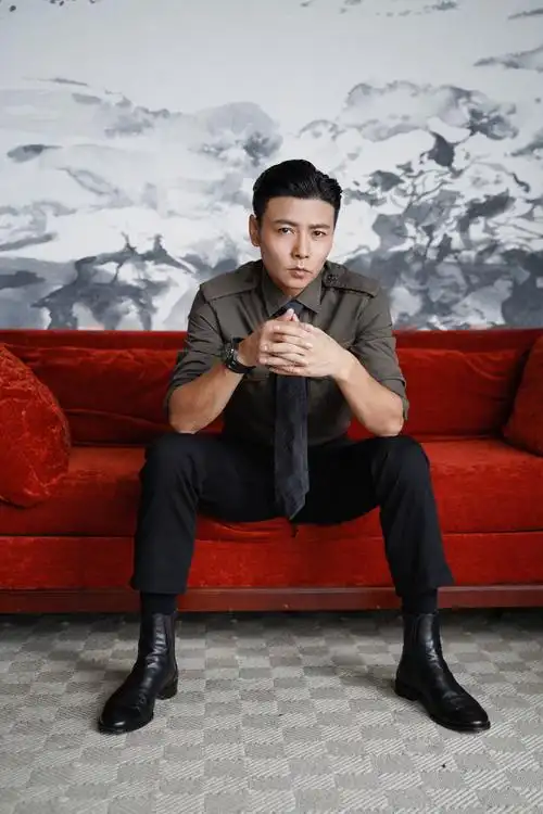 张晋慢慢来才能让我更踏实丨人物