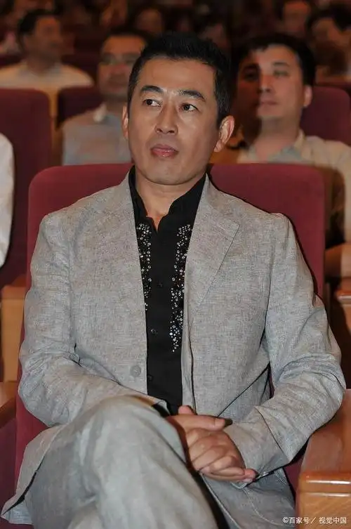 王新军:娱乐圈的"渣男",为了秦海璐不顾前妻和儿子