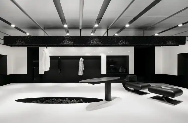 韩国juun.j旗舰店(2019)(wgnb)设计