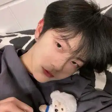 ins潮图男生头像真实真人ins风格头像男生