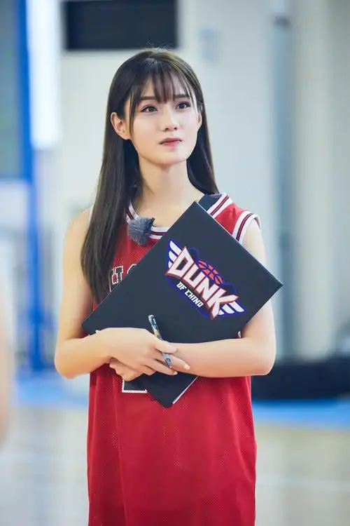 坐等今天陈意涵在出场