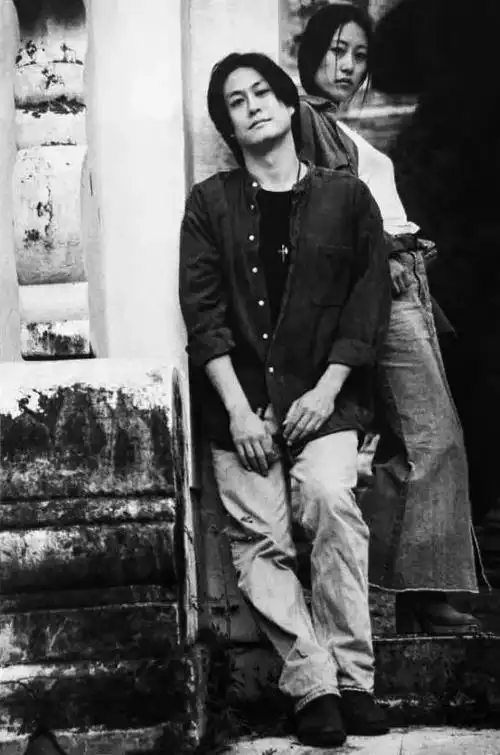 物志;九十年代初姜昕,窦唯,王菲,栾树的故事|黑豹乐队_网易订阅