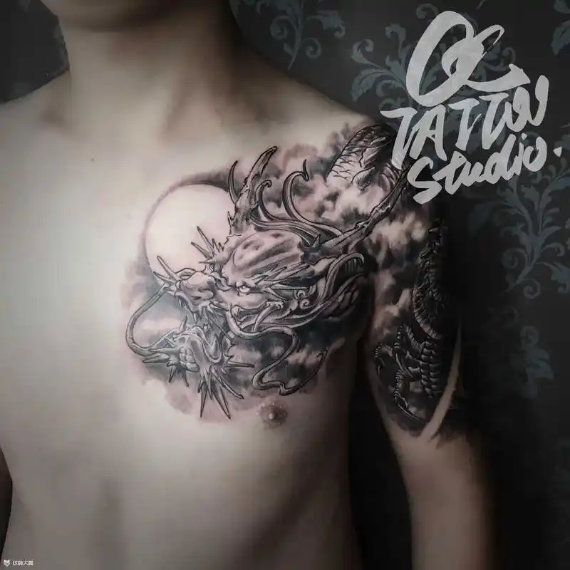 主打的就是一个腾云驾雾 #tattoo #纹身 #纹身师日常 #男生高级感纹身