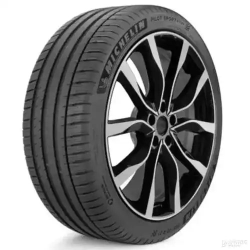 奔驰e级轮胎推荐之运动操控胎