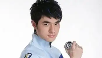 李非-火力少年王人物