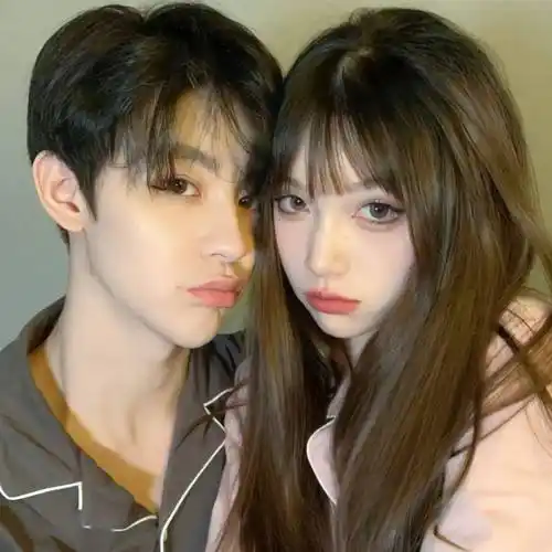 亲密情侣头像_世界_爱我_侵权