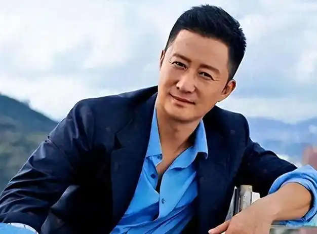 顶流男明星艾滋病传闻真相揭秘