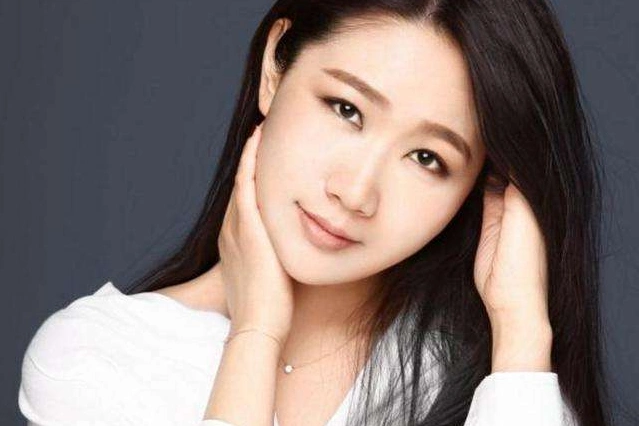 孙露唱得那么好为什么只翻唱?但翻唱的她比很多原唱都好听!_腾讯新闻