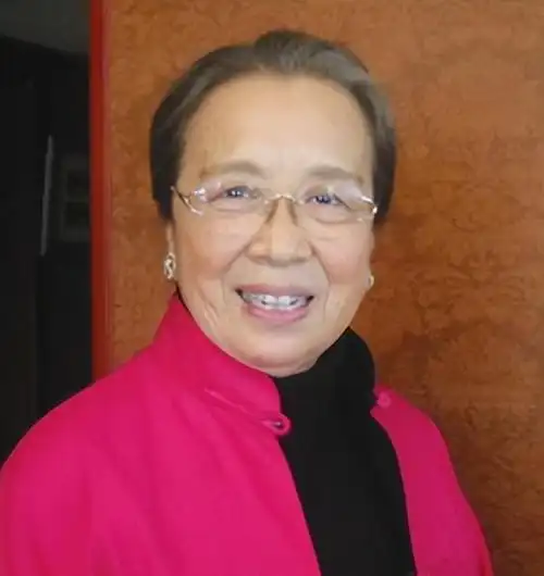 被丢烂菜叶和臭鸡蛋?"容嬷嬷"扮演者李明启:我从不后悔!