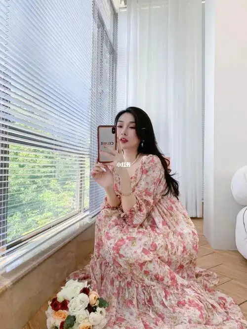 ootd夏天来了花花的小裙子穿起来呀