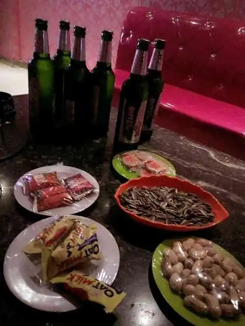 阳光雨ktv-"包房不带卫生间,酒瓶一摸一手土……."-大众点评移动版