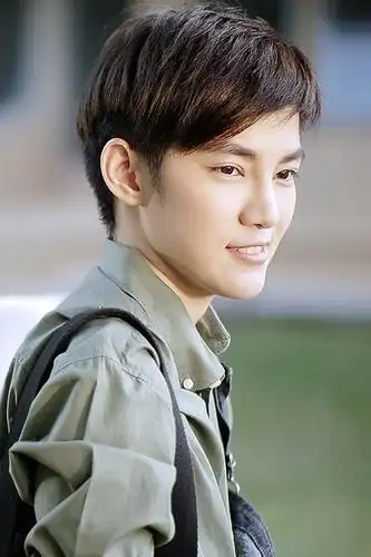 李缇娜新歌mv即将上线与内地女星合作