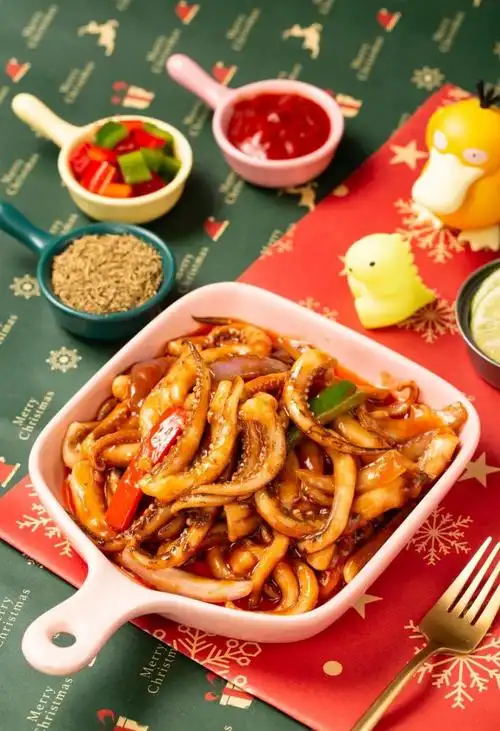 五五购物节丨 "鱿鱼 年糕",会碰撞出怎样的美味?_腾讯新闻