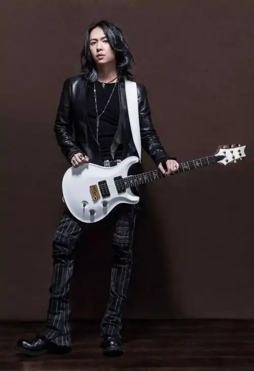 黑豹乐队最长寿的主唱上综艺翻红原来这么多年我们都误会他了