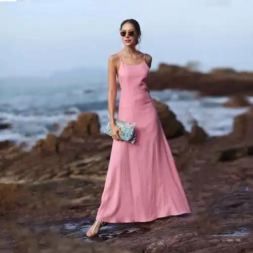 高级感海边绑带露背连衣裙粉色沙滩裙吊带海岛长裙大理度假穿搭