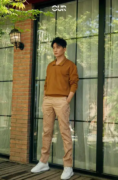 李泽锋简约风清爽写真图片16