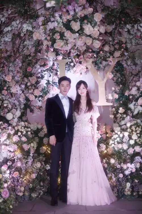 919191结婚女明星婚纱中刘诗诗的婚纱是最符合她气质及_圈子